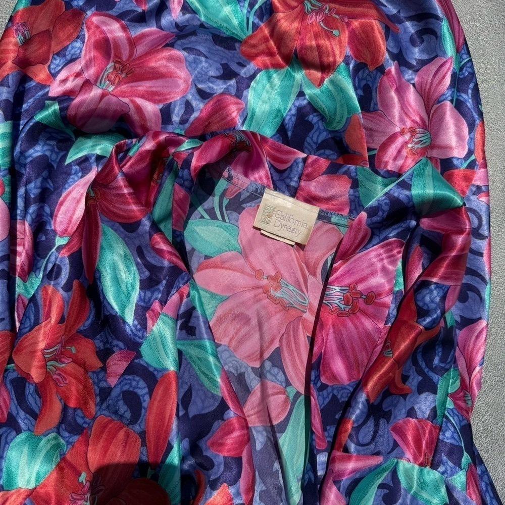 Vintage Women's California Dynasty Polyester Kimono Robe Lily Flowers M No Belt - Picture 6 of 8